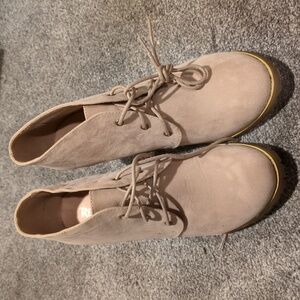 Lace up heeled ankle boots